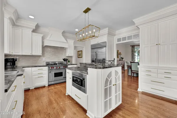 $1,875,000 | 2240 Deepwood Drive, Wilmington, NC 28405