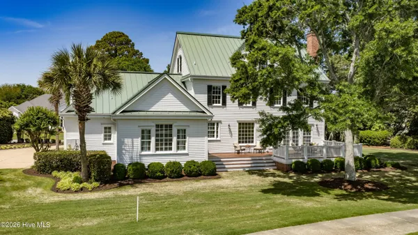 $1,875,000 | 2240 Deepwood Drive, Wilmington, NC 28405