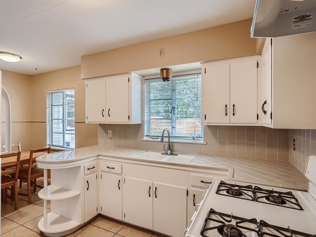 1110 Southwood Road Austin, TX 78704 - Photo 4 of 11