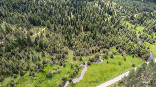 $405,875 | 41 Clear Creek Road, Cascade, ID 83611