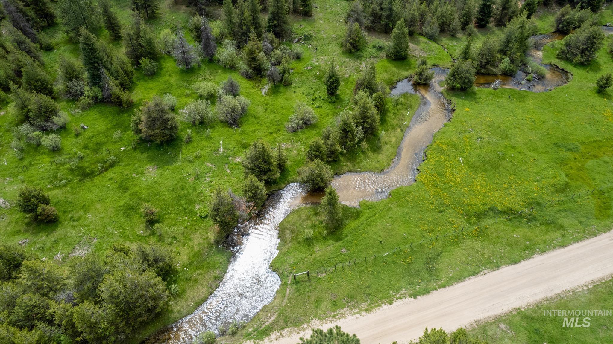 41 Clear Creek Road Cascade, ID 83611 - Photo 7 of 9