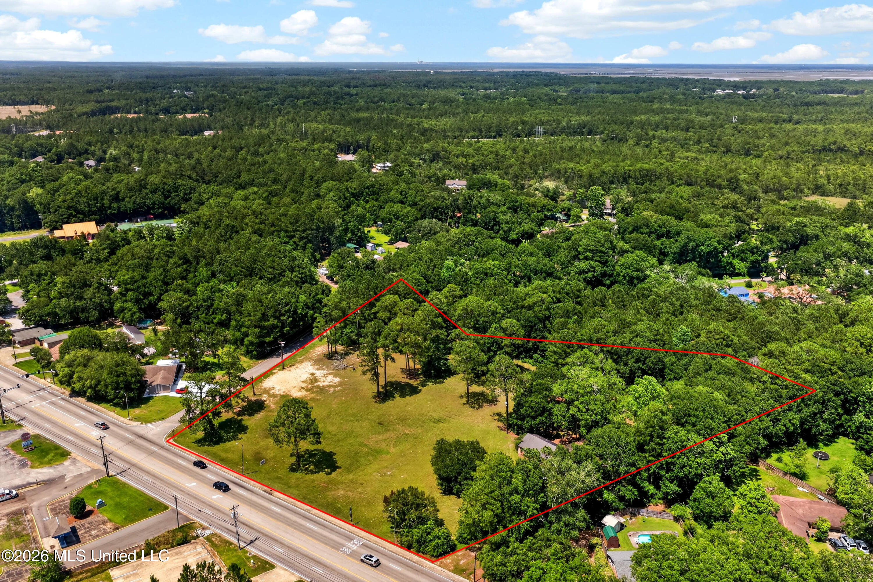 4212 Gautier Vancleave Road Gautier, MS 39553 - Photo 6 of 10 4212GautierVancleave-11