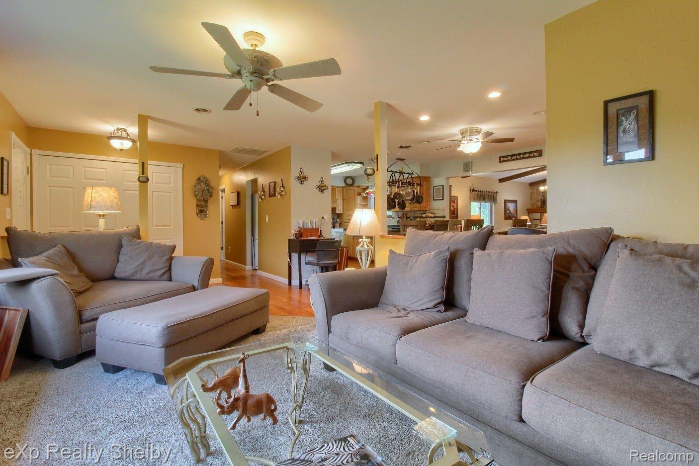 43460 Robson Road Belleville, MI 48111 - Photo 6 of 33 Gallery Image 6