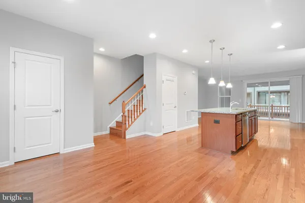 $3,490 | 22273 Sims Terrace, Ashburn, VA 20148