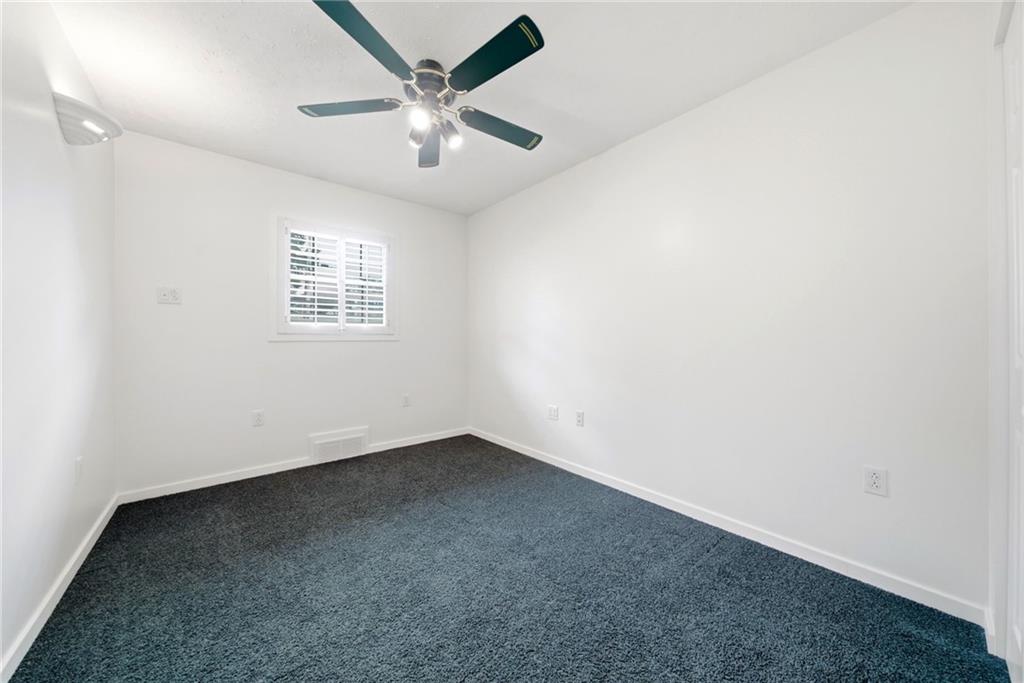 308 Maple Road Pittsburgh, PA 15239 - Photo 23 of 47 Gallery Image 23