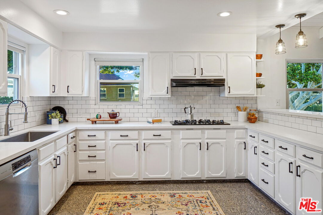 1102 Maple Street Santa Monica, CA 90405 - Photo 19 of 54