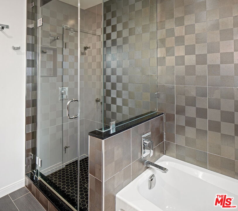 1102 Maple Street Santa Monica, CA 90405 - Photo 34 of 54