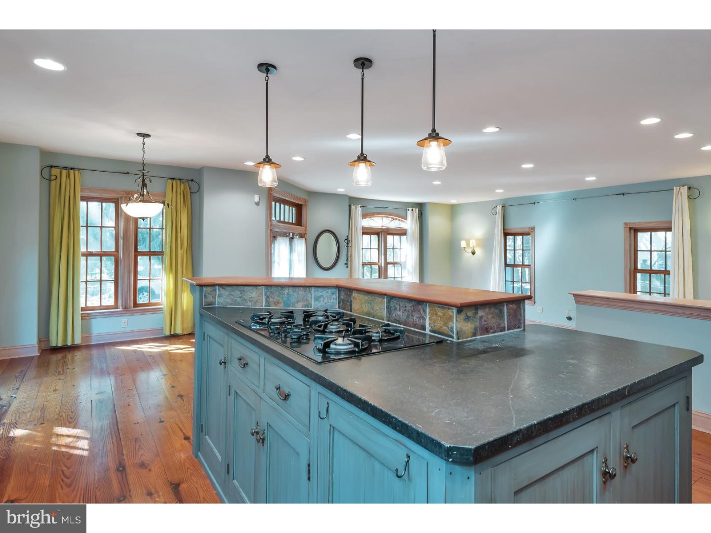 255 West Valley Road Wayne, PA 19087 - Photo 2 of 25