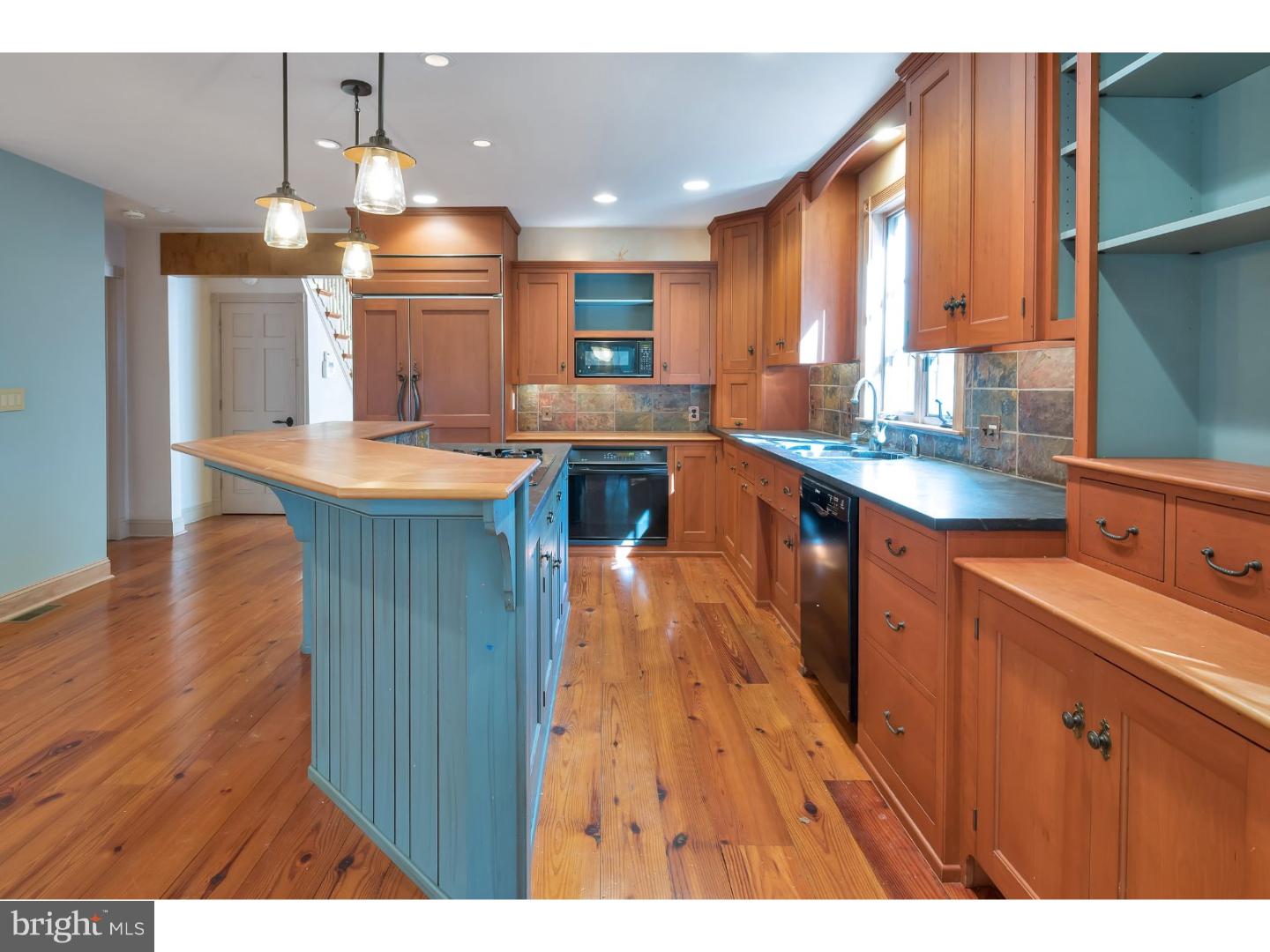 255 West Valley Road Wayne, PA 19087 - Photo 5 of 25