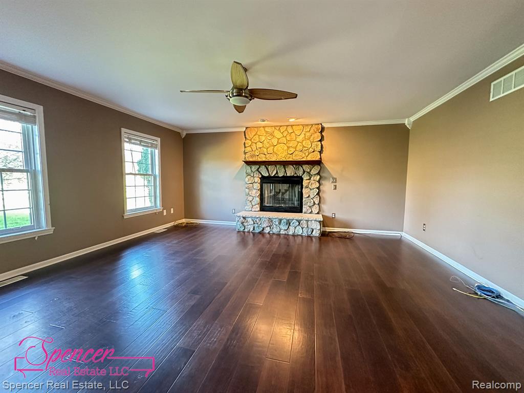 1782 Wooley Road Oxford, MI 48371 - Photo 7 of 24 Gallery Image 7