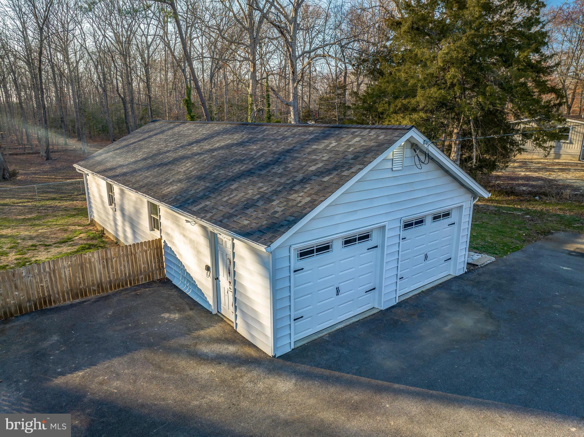 7450 Bensville Road Waldorf, MD 20603 - Photo 9 of 69 1266 SF w/8" ceilings, 2 Bay door 9' wide 7' tall.