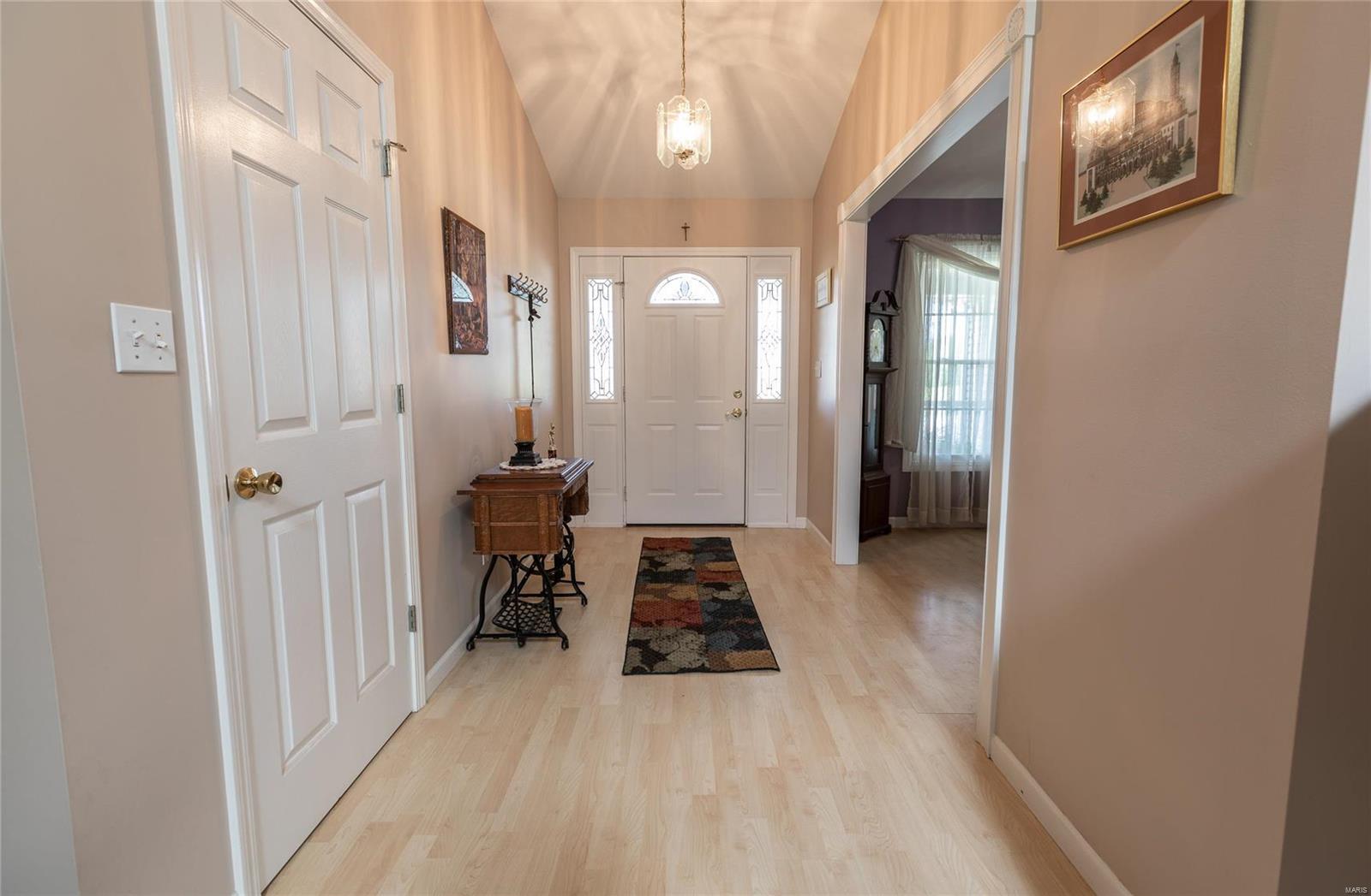 5403 Cross Church Road Pinckneyville, IL 62274 - Photo 13 of 31 Gallery Image 13