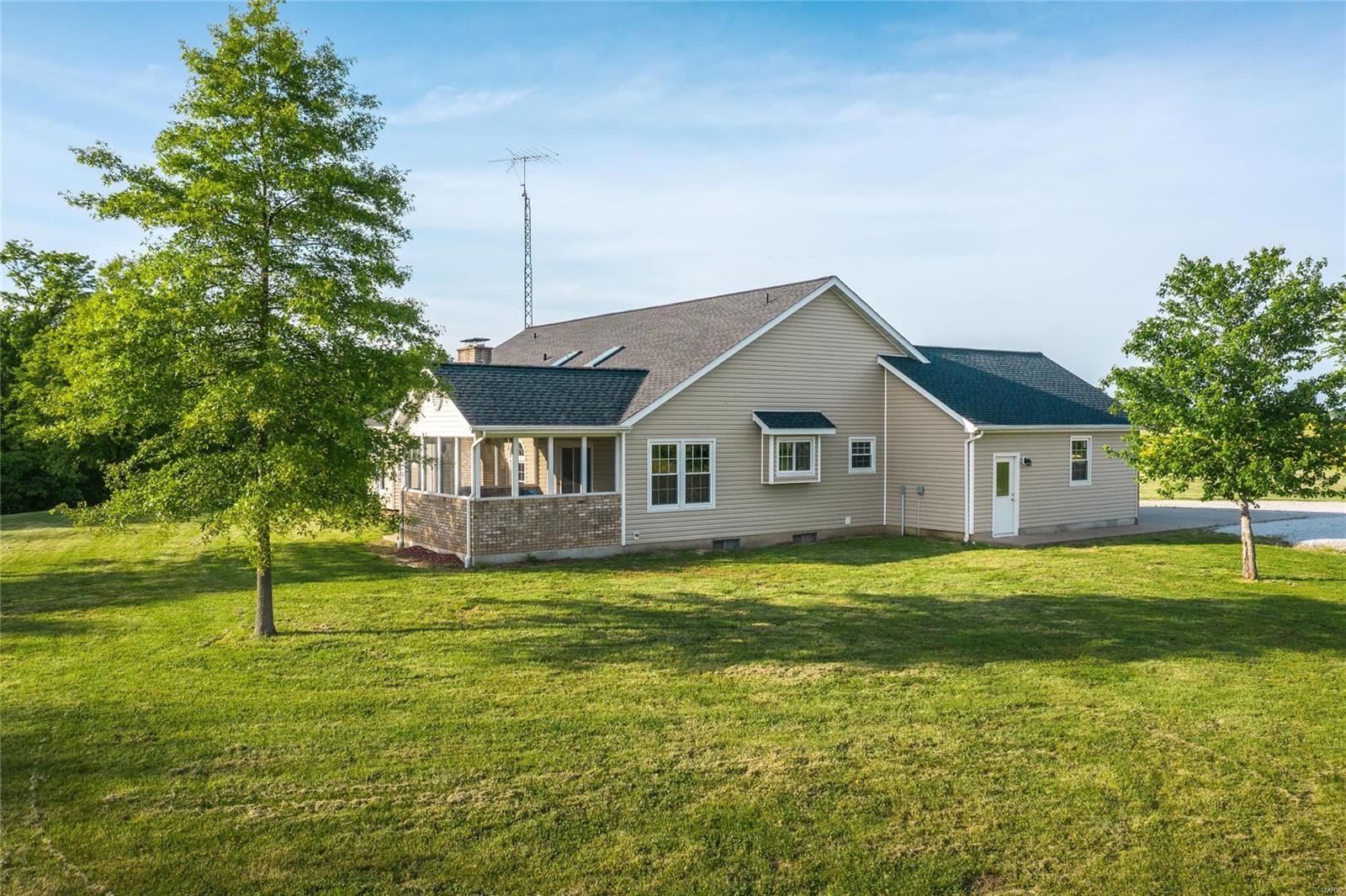 5403 Cross Church Road Pinckneyville, IL 62274 - Photo 30 of 31 Gallery Image 30