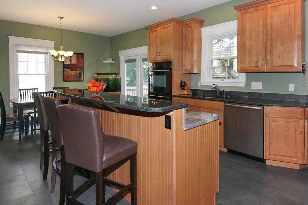 124 Riverside Street Watertown, MA 02472 - Photo 5 of 22 Gallery Image 5