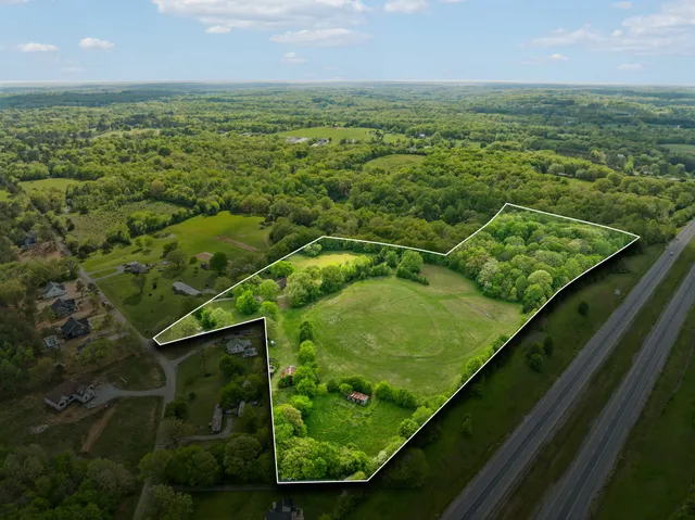 $750,000 | 10924 Rials Branch Road, Bon Aqua, TN 37025