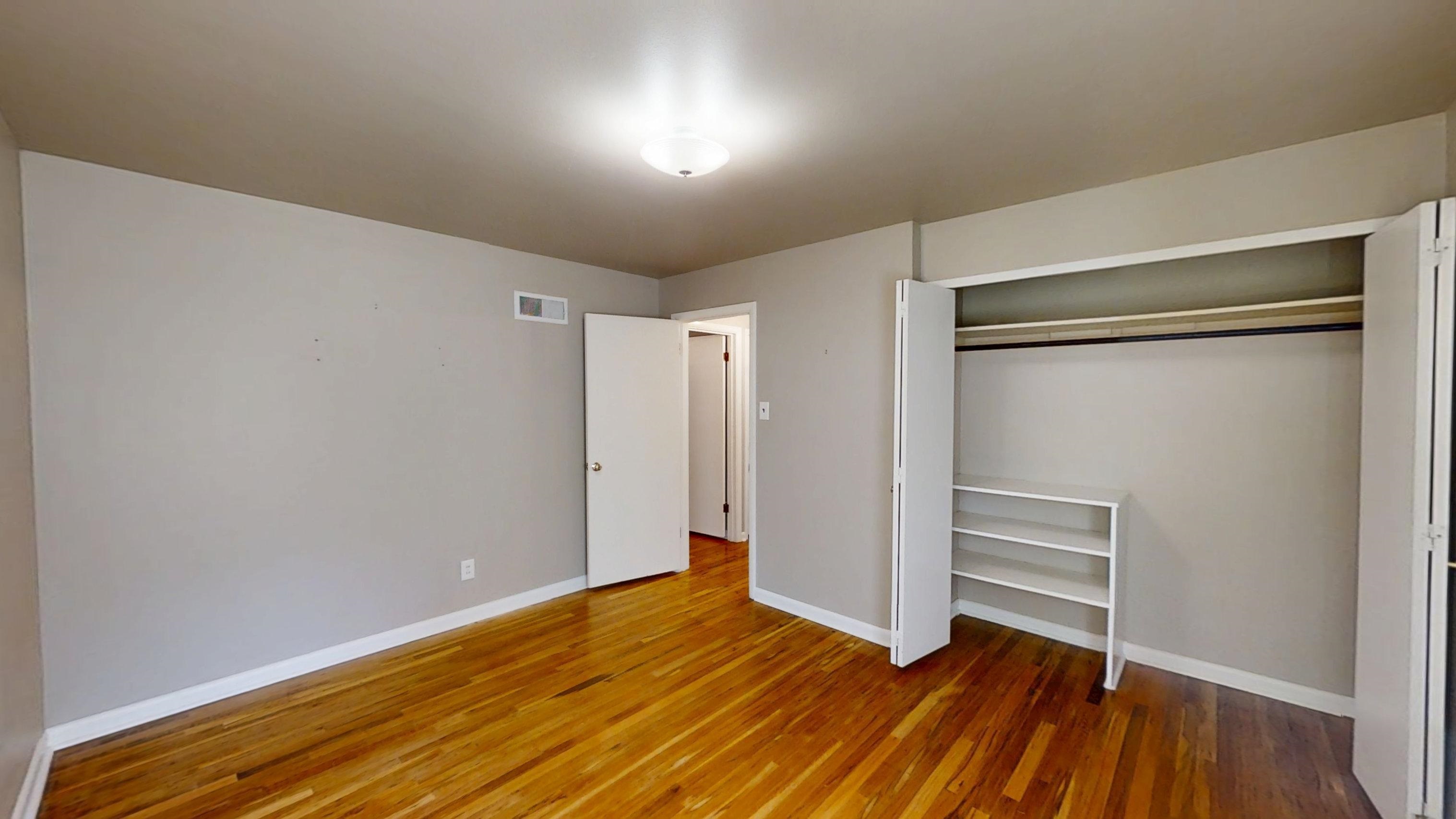 241 West 11th Street Casper, WY 82601 - Photo 8 of 34
