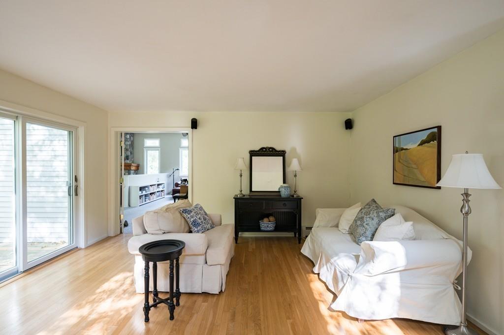 94 Booth Hill Road Scituate, MA 02066 - Photo 8 of 42 Gallery Image 8