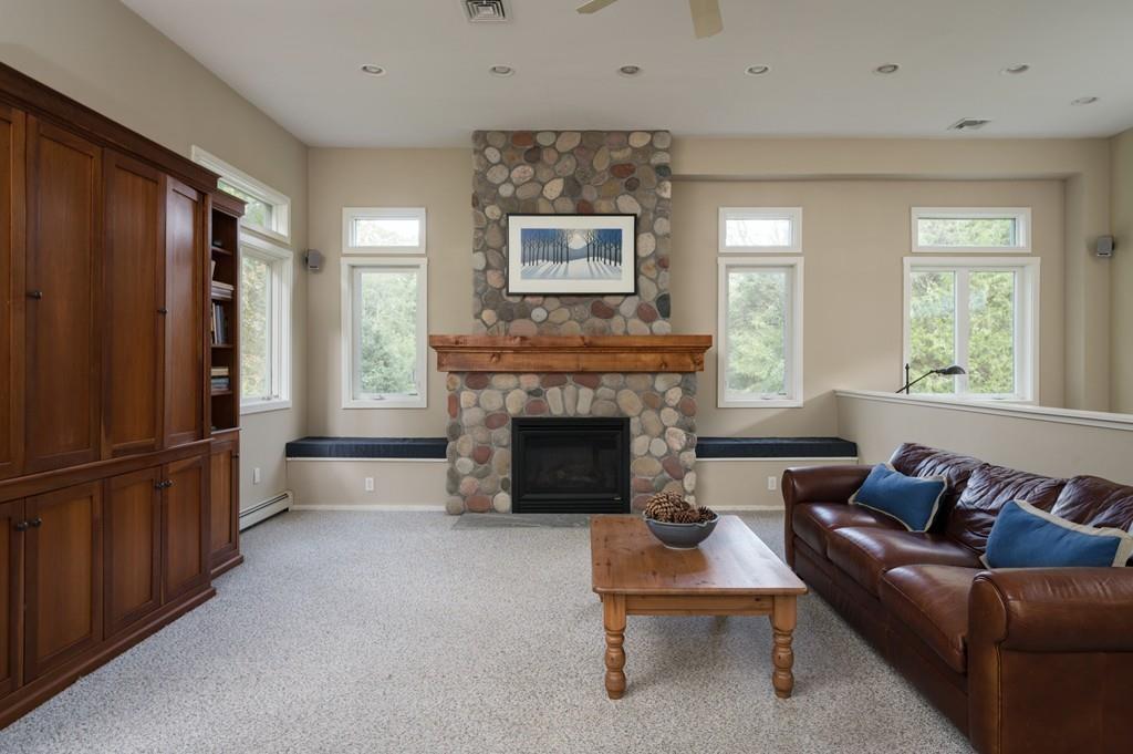 94 Booth Hill Road Scituate, MA 02066 - Photo 10 of 42 Gallery Image 10