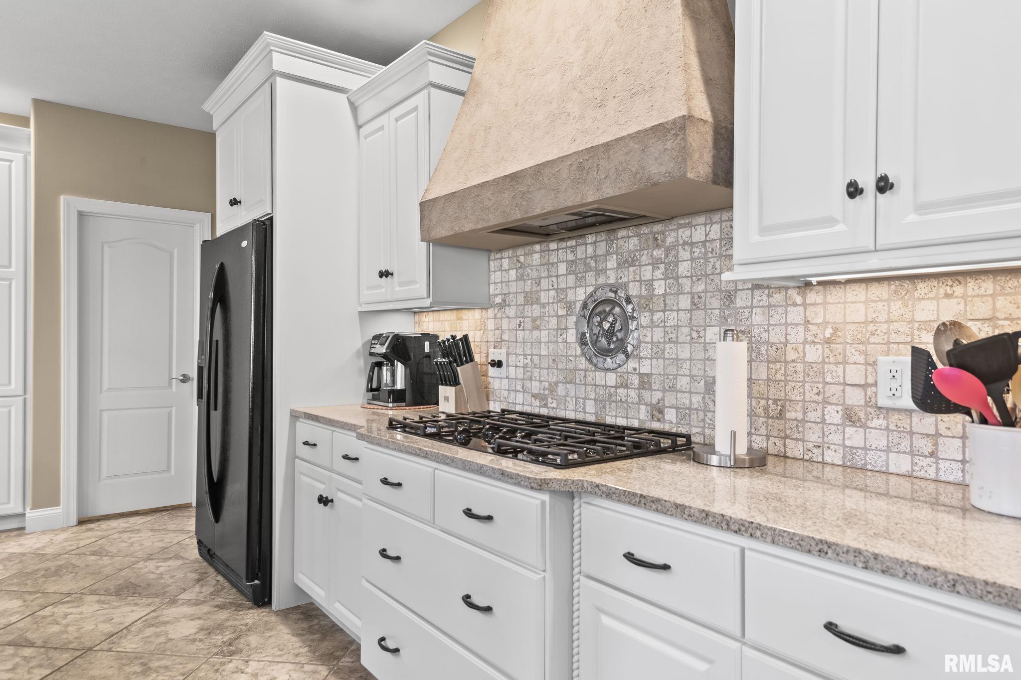 2104 Dubsdread Lane Springfield, IL 62711 - Photo 7 of 55