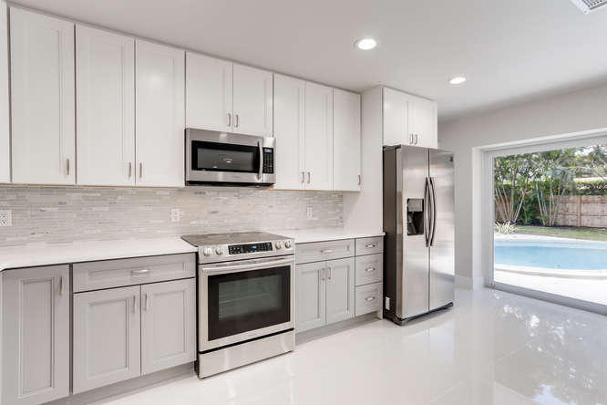 600 Southwest 3rd Street Boca Raton, FL 33486 - Photo 14 of 29 Kitchen