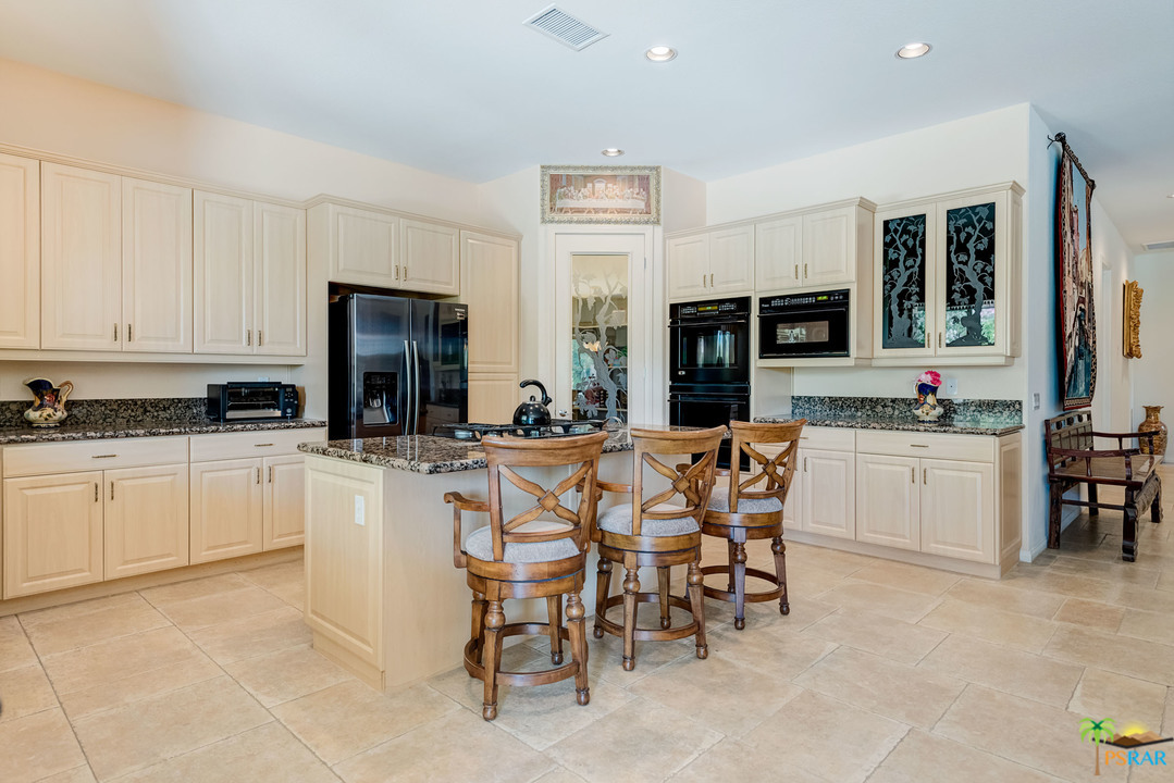 7 Maurice Court Rancho Mirage, CA 92270 - Photo 21 of 53 Additional Photo