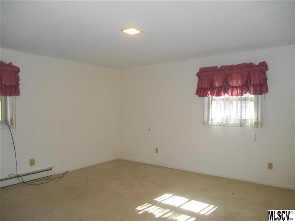 301 Georgetown Road Lenoir, NC 28645 - Photo 7 of 24 Gallery Image 7