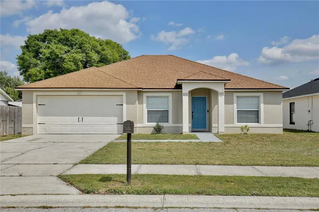 $1,795 | 1907 Barco Court, St. Cloud, FL 34769