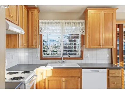 $440,000 | 3211 Northeast 148th Avenue, Vancouver, WA 98682