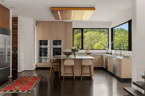 $3,299,000 | 6321 East Valley Road, Nashville, TN 37205