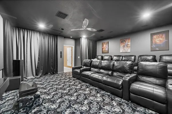 $840,000 | 8904 Crystal Creek Court, Land O Lakes, FL 34638