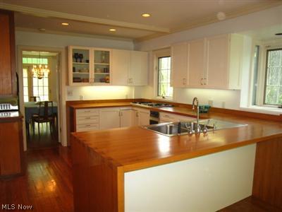 3317 Ingleside Road Shaker Heights, OH 44122 - Photo 7 of 19 Gallery Image 7