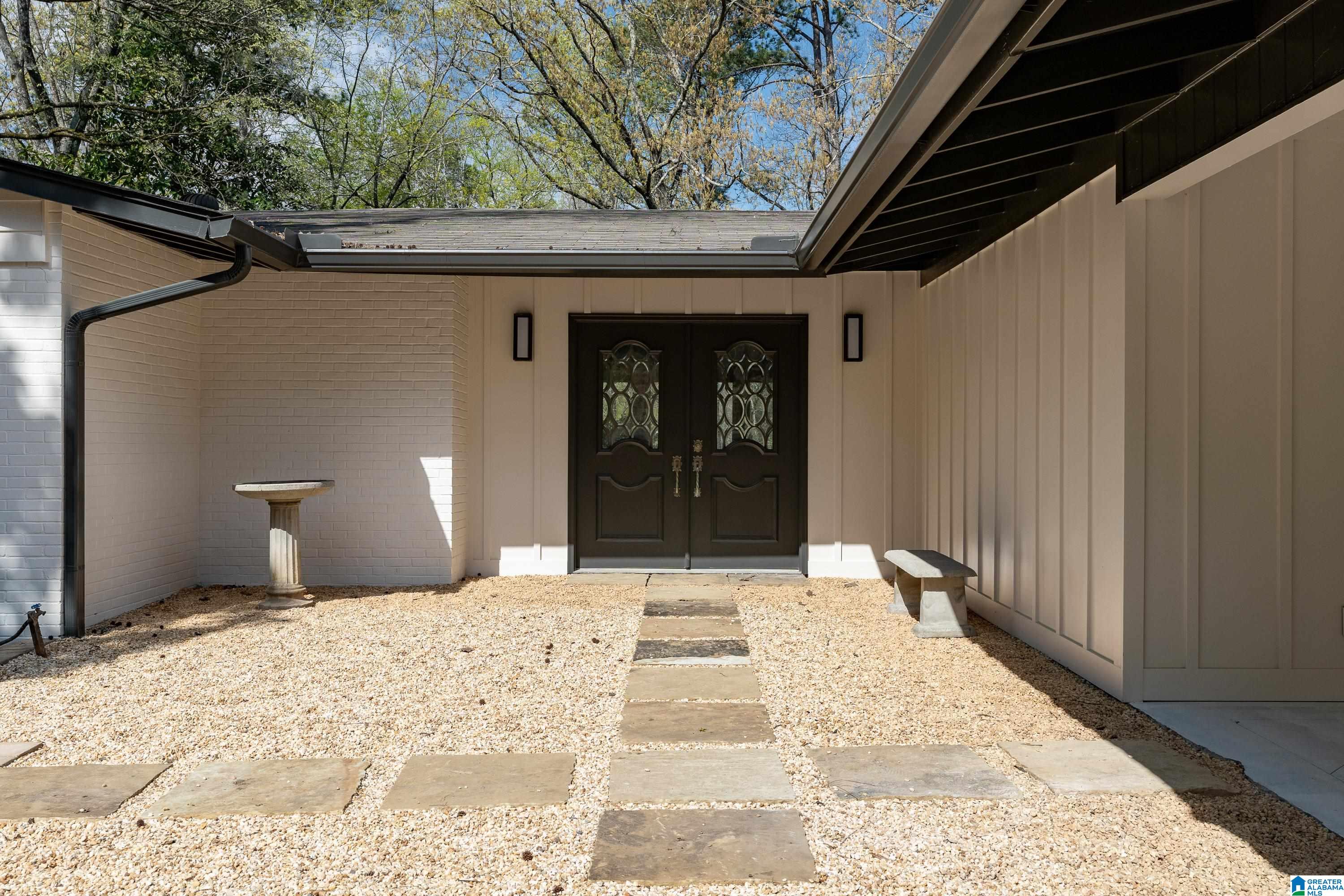 2628 Altadena Road Birmingham, AL 35243 - Photo 5 of 55