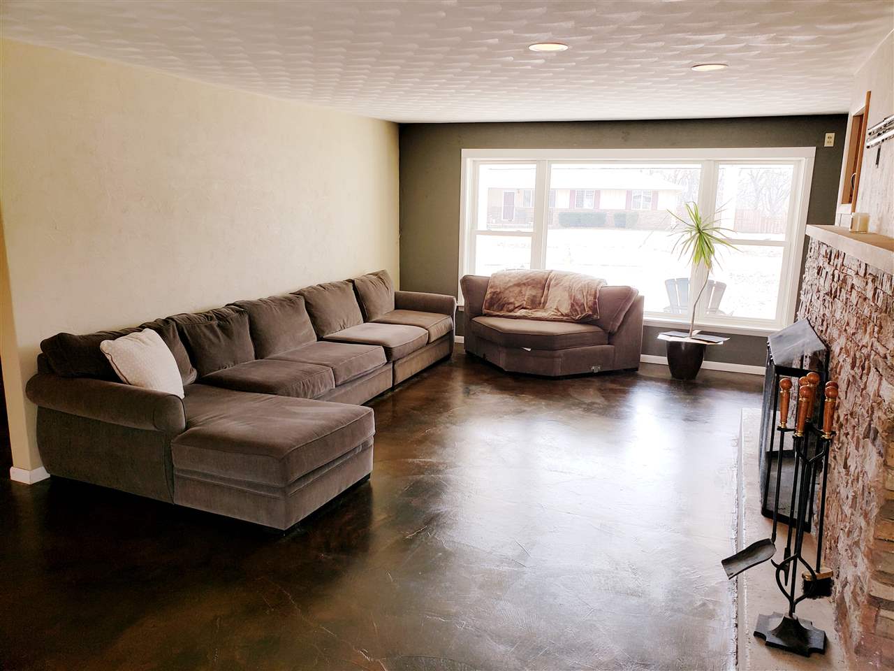 674 South Ridgeview Lane Peoria, IL 61604 - Photo 11 of 21 Gallery Image 11
