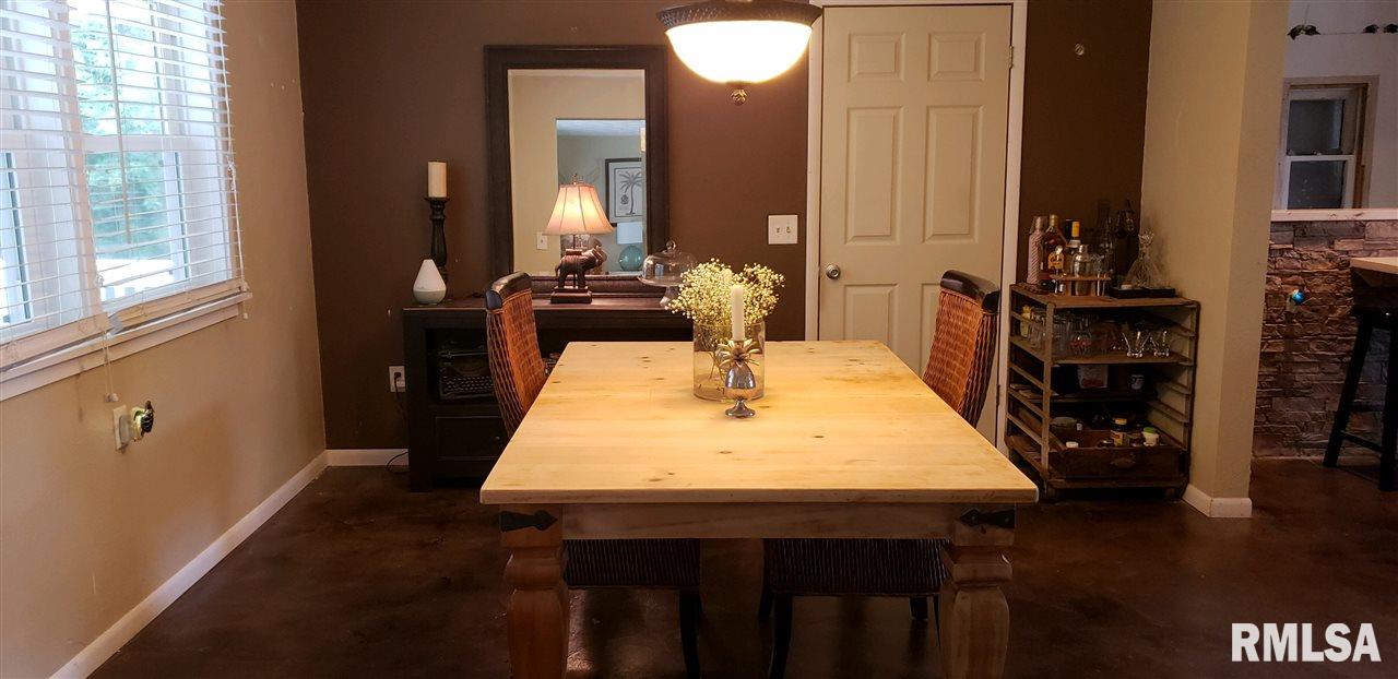 674 South Ridgeview Lane Peoria, IL 61604 - Photo 12 of 21 Gallery Image 12