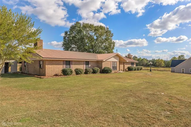 $295,000 | 204 Cathey Road, Stonewall, LA 71078