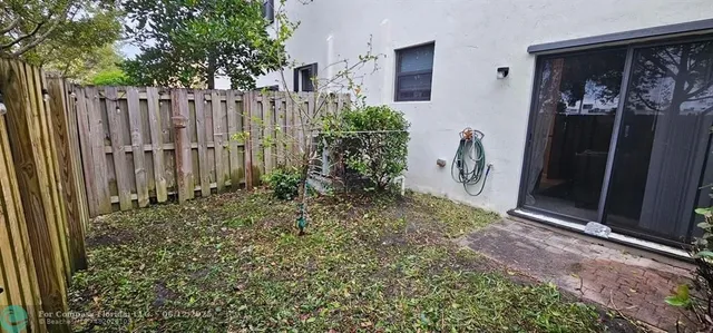 $468,000 | 5454 Northwest 27th Street, Unit 5454, Margate, FL 33063