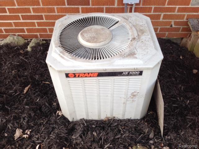 15748 Almont Road Allenton, MI 48002 - Photo 26 of 28 Central Air