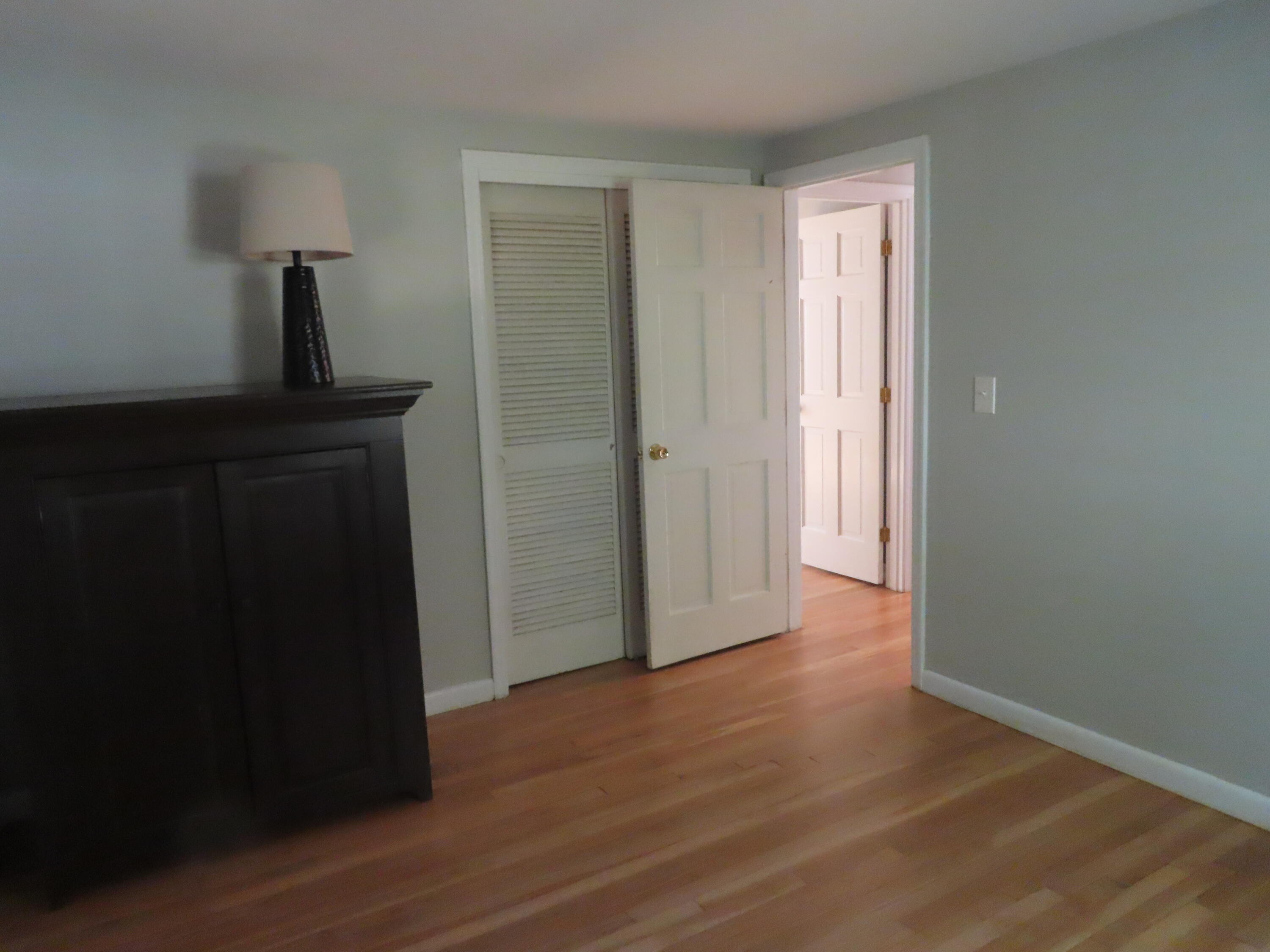 25 Donegal Circle Centerville, MA 02632 - Photo 9 of 19 2024-10-07 23.28.38