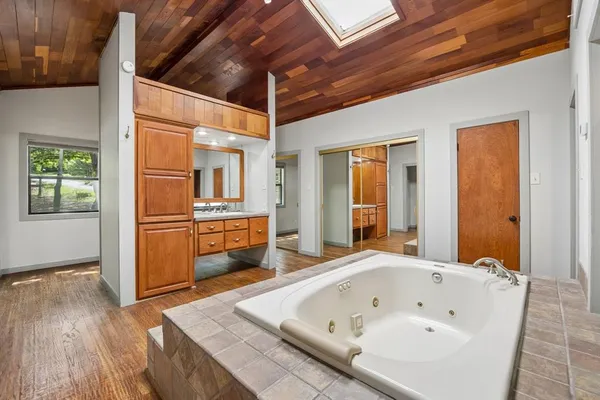 $899,900 | 86 Queens Drive, Pottsboro, TX 75076
