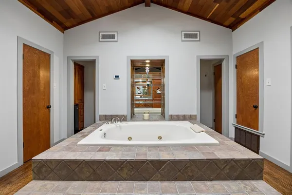 $899,900 | 86 Queens Drive, Pottsboro, TX 75076
