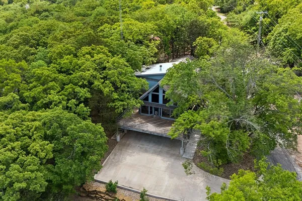 $899,900 | 86 Queens Drive, Pottsboro, TX 75076