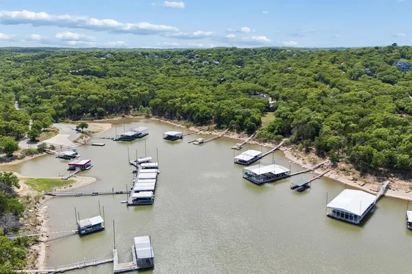 $899,900 | 86 Queens Drive, Pottsboro, TX 75076
