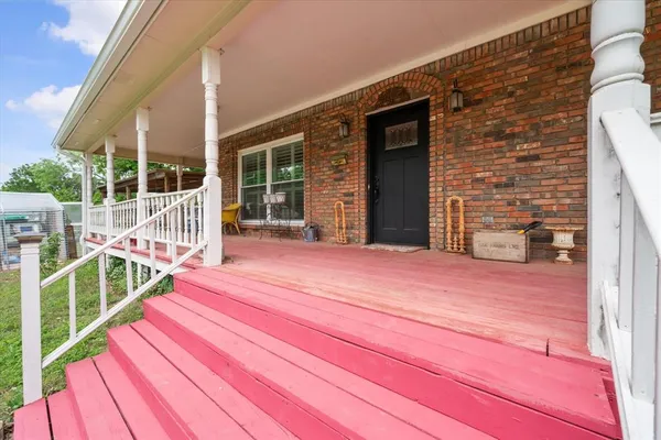 $700,000 | 2 Carrol Price Court, Unit A, Mansfield, TX 76063