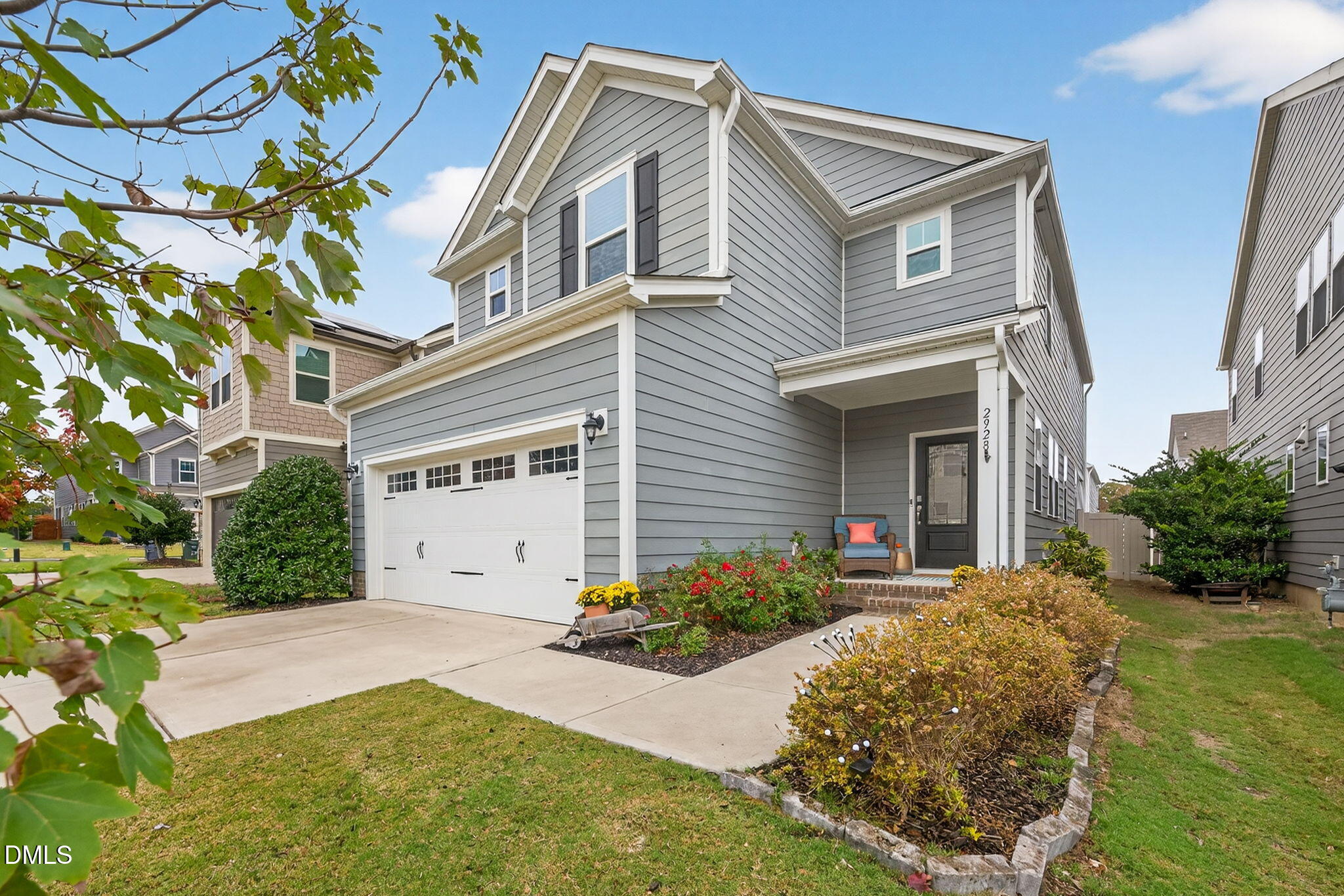 2928 Murray Rdg Trail Apex, NC 27502 - Photo 2 of 35 front view of a house with a yard