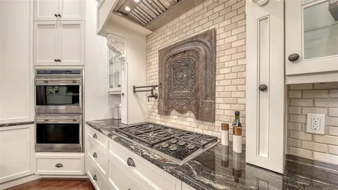 $2,695,000 | 1732 Cunliff Lane, Sarasota, FL 34239