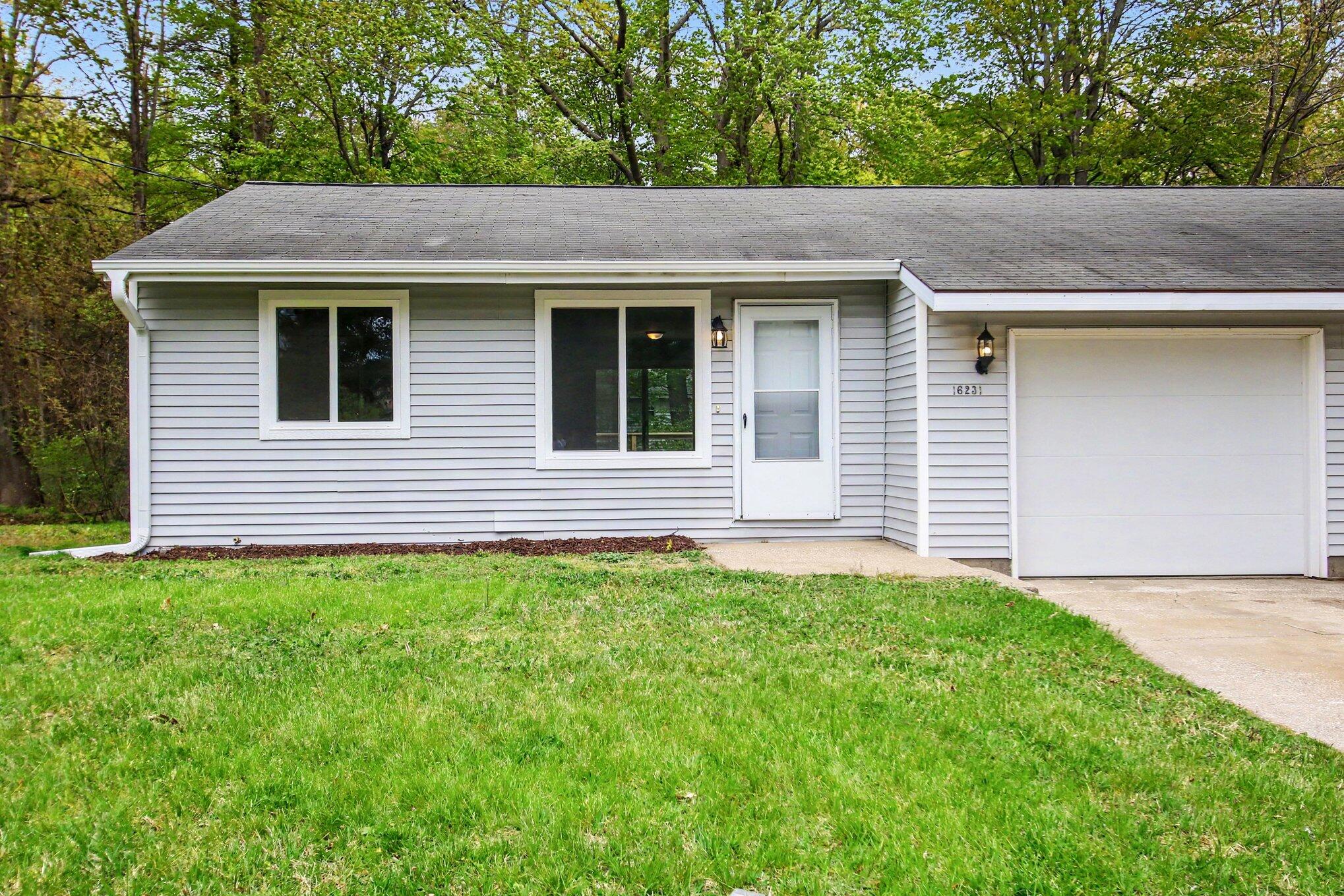 16229 Taft Road Spring Lake, MI 49456 - Photo 6 of 34 006_file_8157