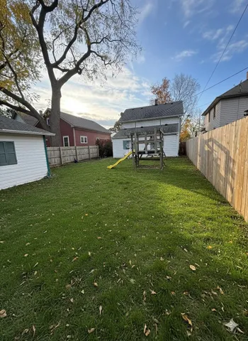 $220,000 | 1629 West Boulevard, Racine, WI 53405