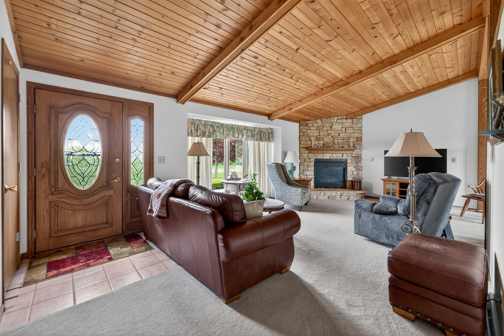 8086 Kane Road Waterman, IL 60556 - Photo 10 of 44