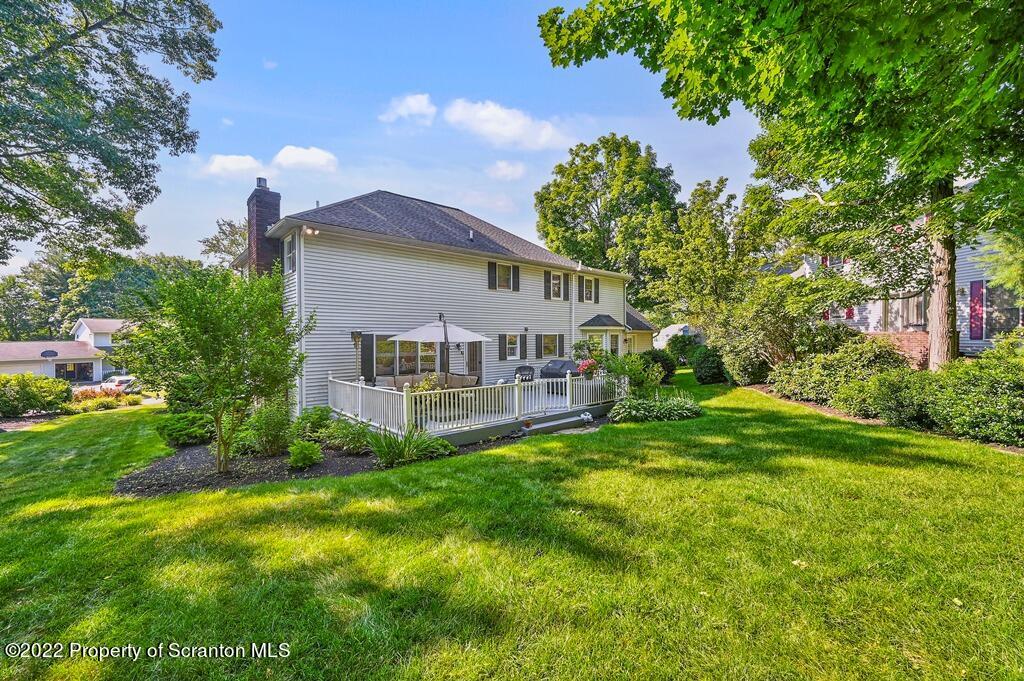 1301 Oakmont Road Clarks Summit, PA 18411 - Photo 3 of 50 1301 Oakmont Rd 03