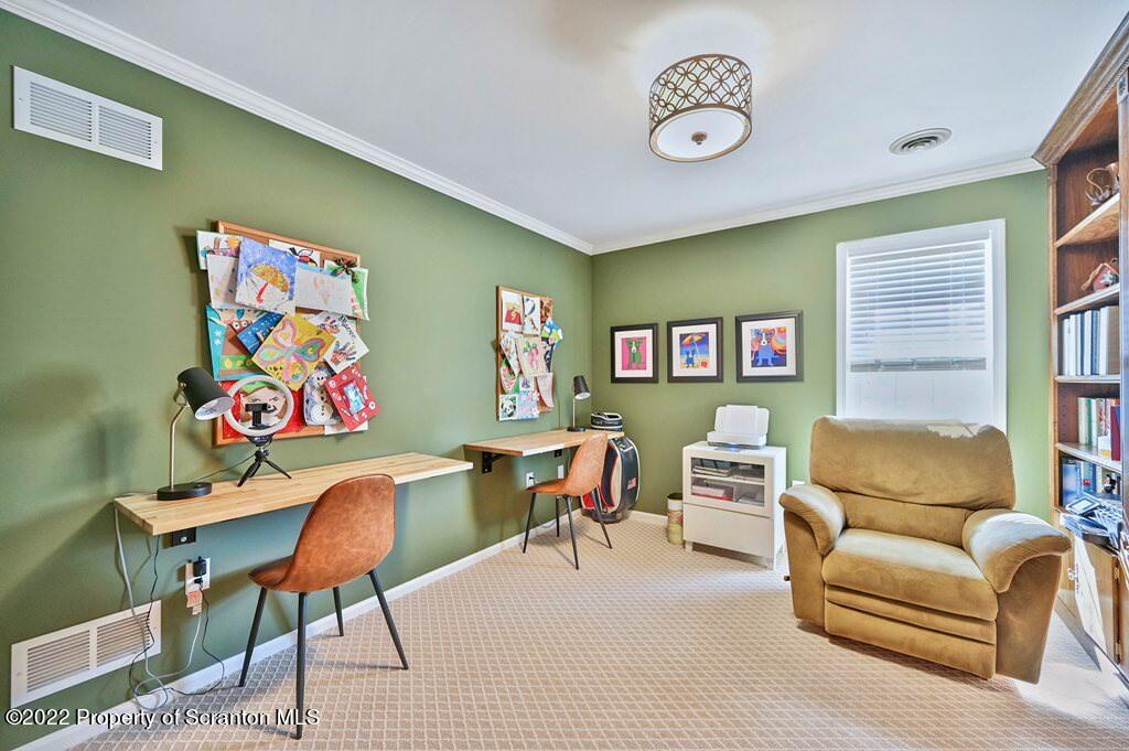 1301 Oakmont Road Clarks Summit, PA 18411 - Photo 36 of 50 1301 Oakmont Rd 43